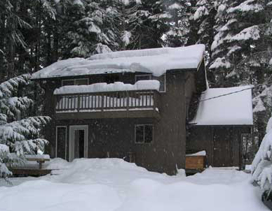 Greeenwater residence in snow